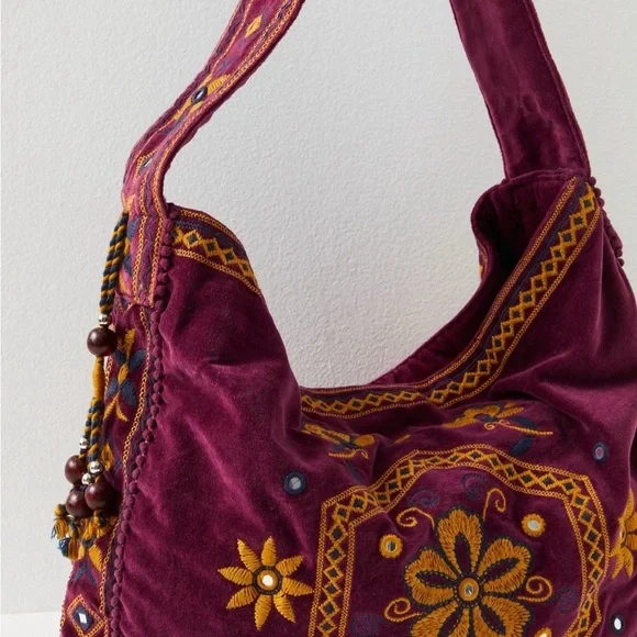 Free People Vic Velvet Hippie Boho Embroidered Shoulder Tote Bag - Picture 5 of 8